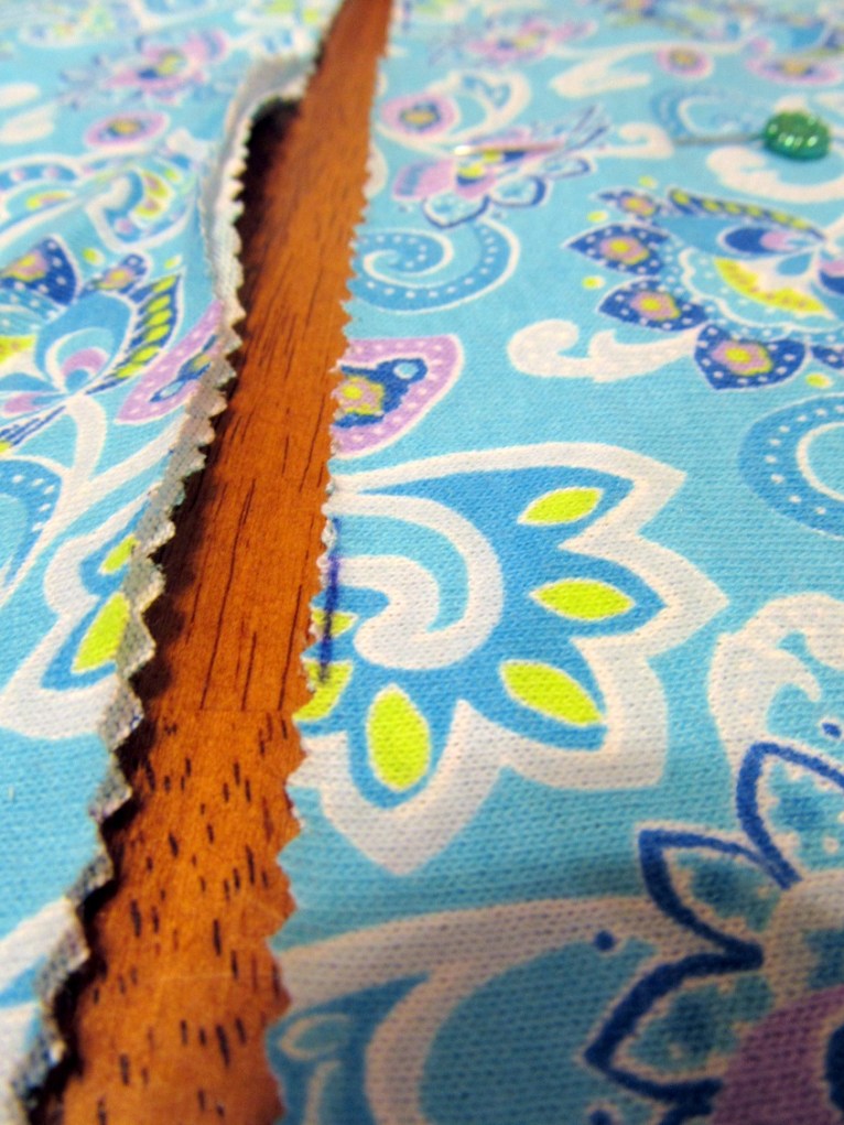 See the ball point pen? Are you in tears yet? Because I can also use paper scissors to cut fabric in a pinch. Besides, getting my fabric pen would've meant another trip downstairs.